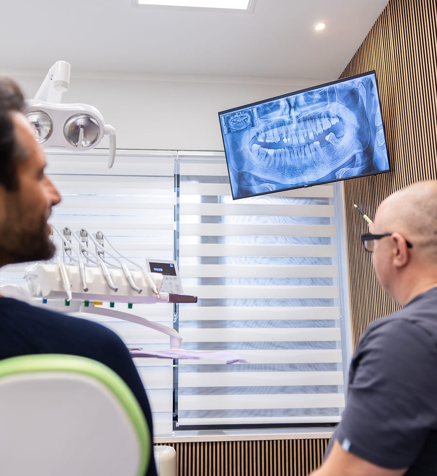 Poltrona odontoiatrica e tecnologie per la prima visita &ndash; Fiume iDent